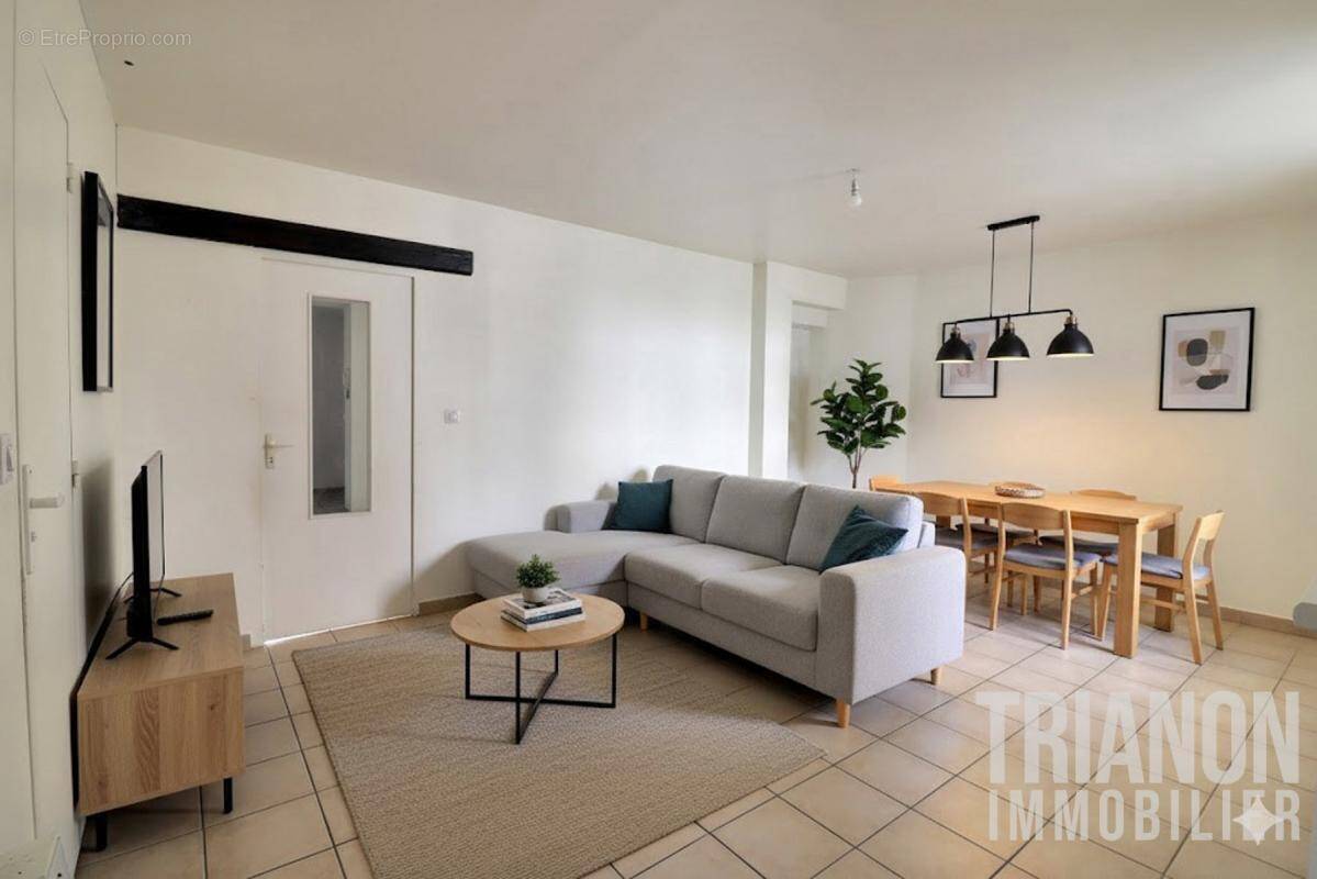 Appartement à VAUX-SUR-SEINE