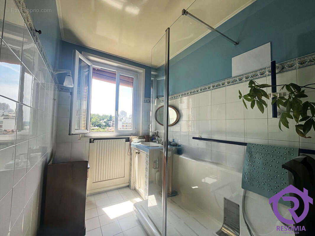 Appartement 2-3 pièces 64 m² - 2 balcons - 6ème étage - pas de vis à vis - photo 6