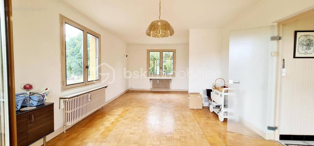 Maison 4 pièces 89 m² - photo 1