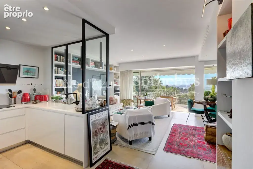 Cannes Californie 3 pièces rénové avec vue panoramique sur la baie de Cannes - photo 9