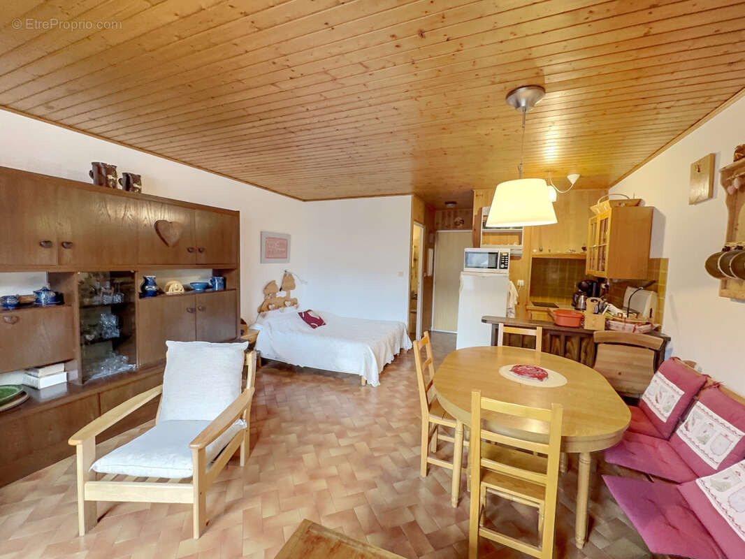 Appartement à LE BIOT