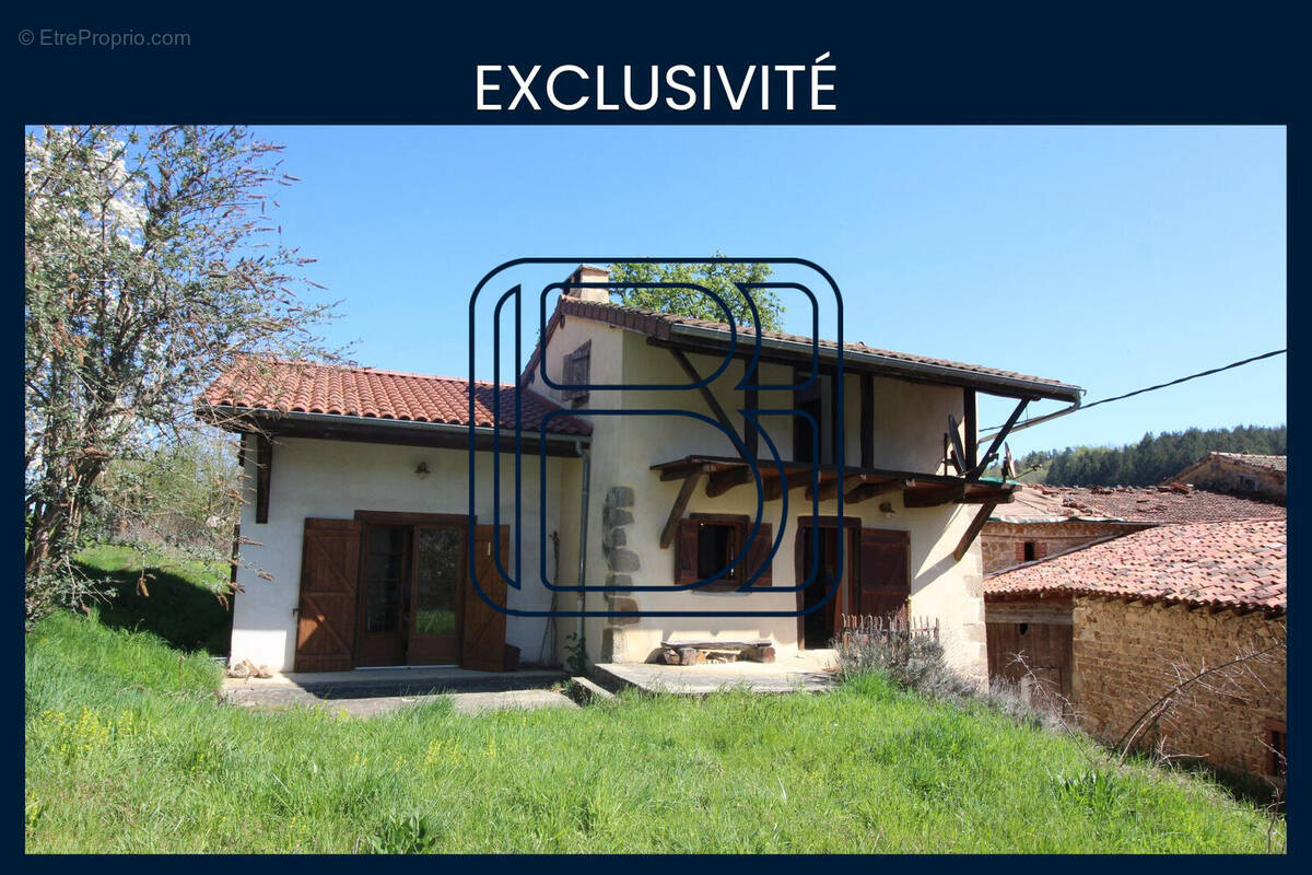 Maison à CUNLHAT