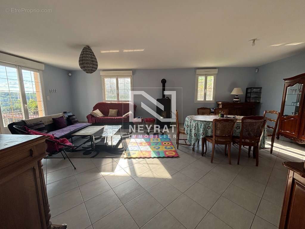 Maison - 4 chambres - MONTCENIS - 318,50 m2 - 290 000 € - photo 7