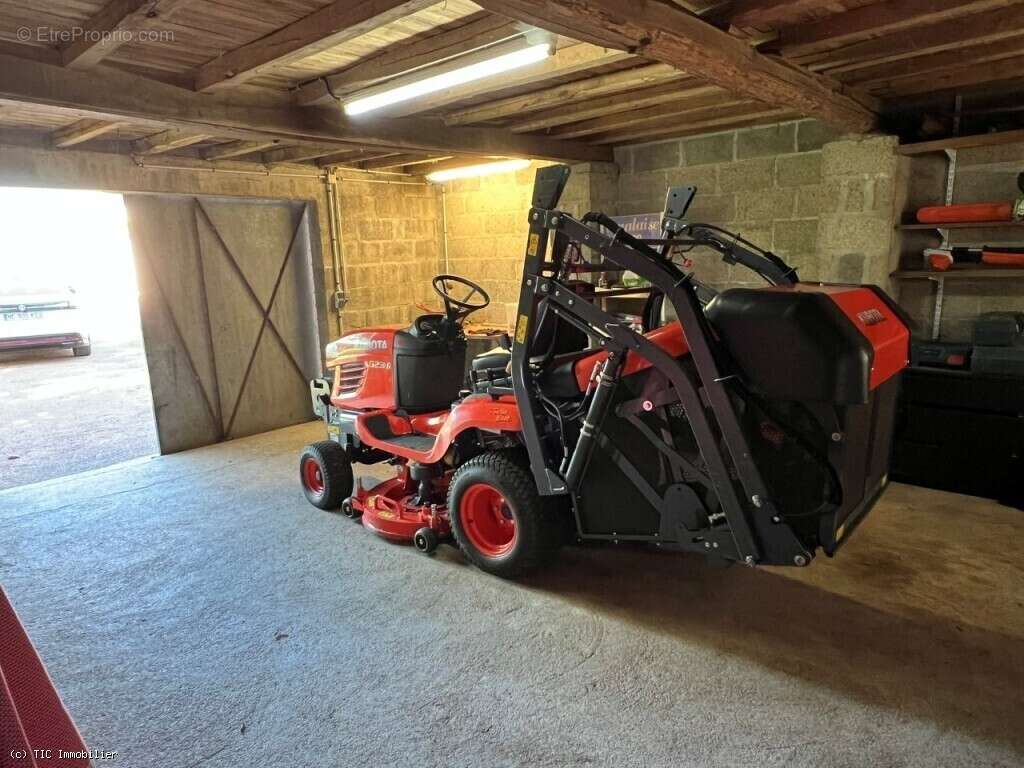 Maison à SAUZE-VAUSSAIS