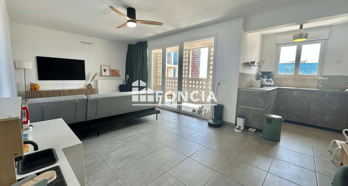 Appartement à MARSEILLE-2E