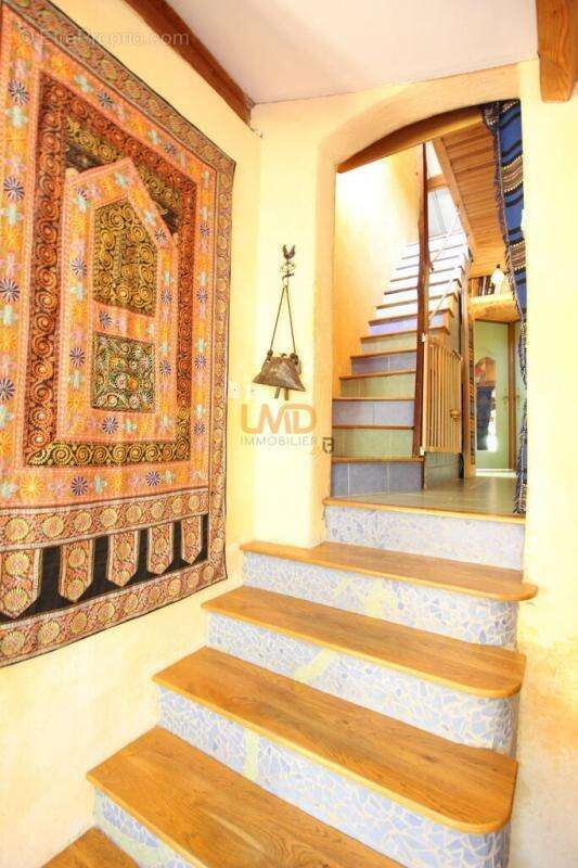 Maison à SAINT-ANDRE-DE-CRUZIERES