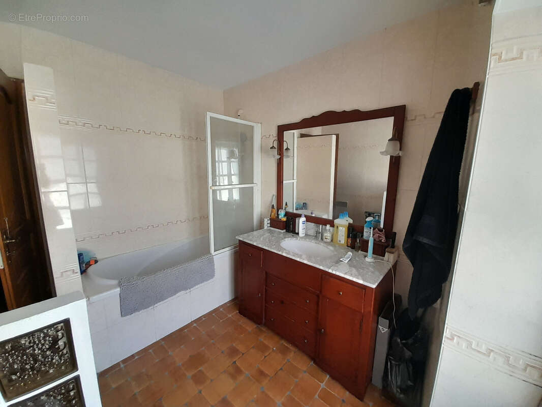Appartement à AUNEAU
