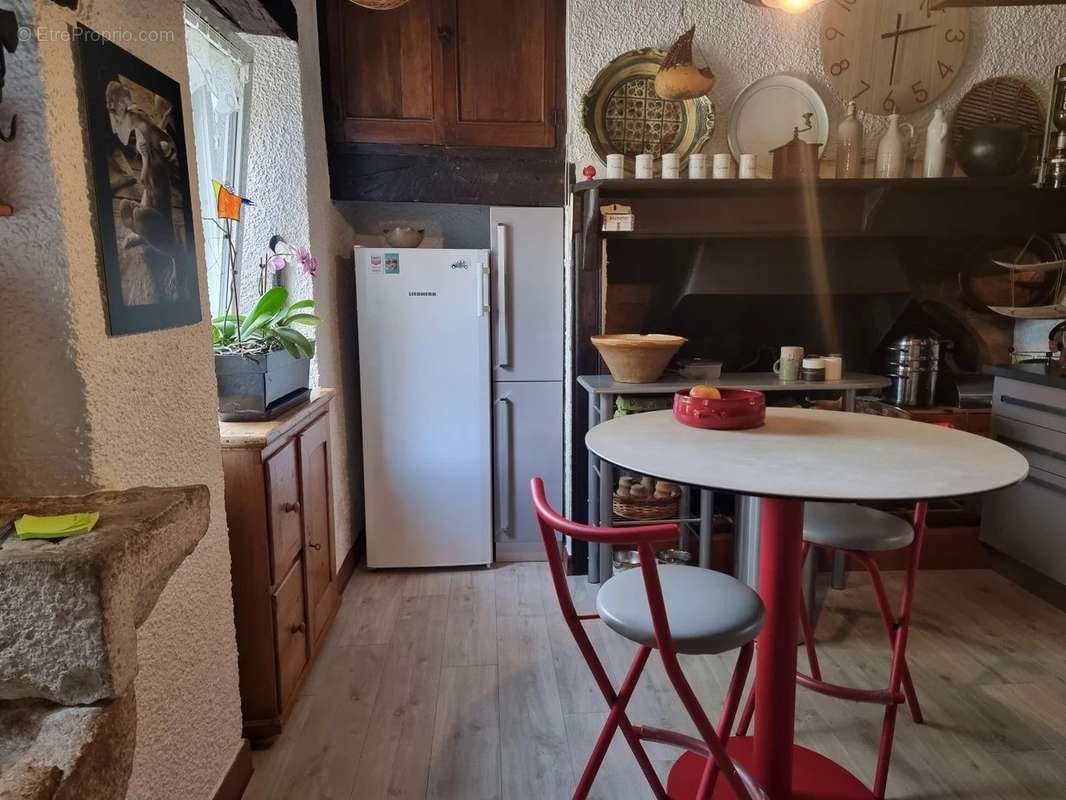 Maison à LABASTIDE-MARNHAC