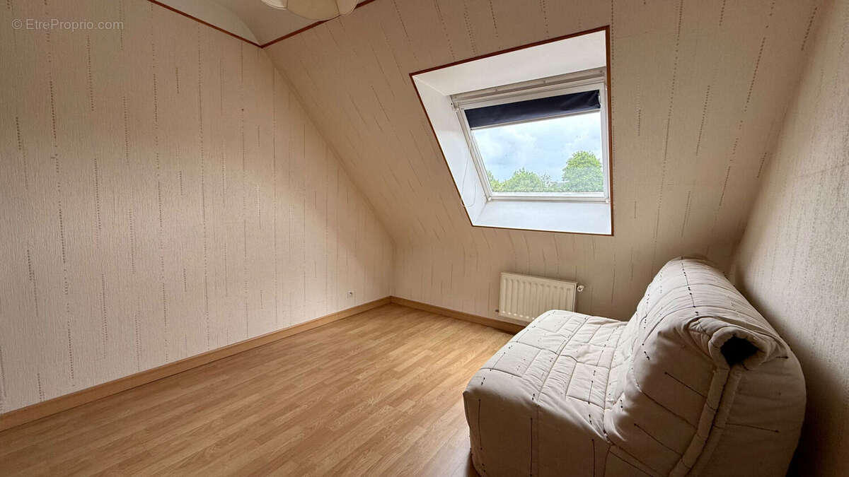 Maison 90 m2 - véranda - terrain de 1100m2 - GUILERS - photo 15