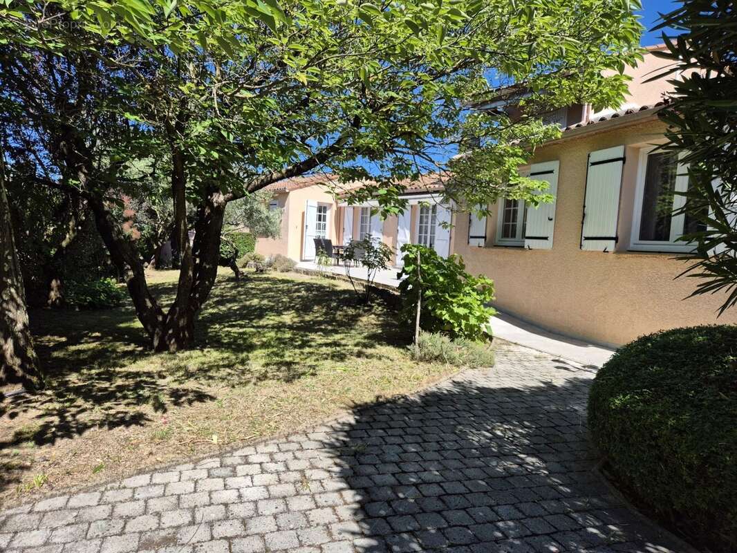 Maison à SAINT-PRIVAT-DES-VIEUX