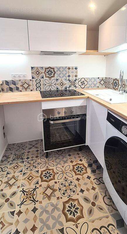 Appartement à LA CRAU