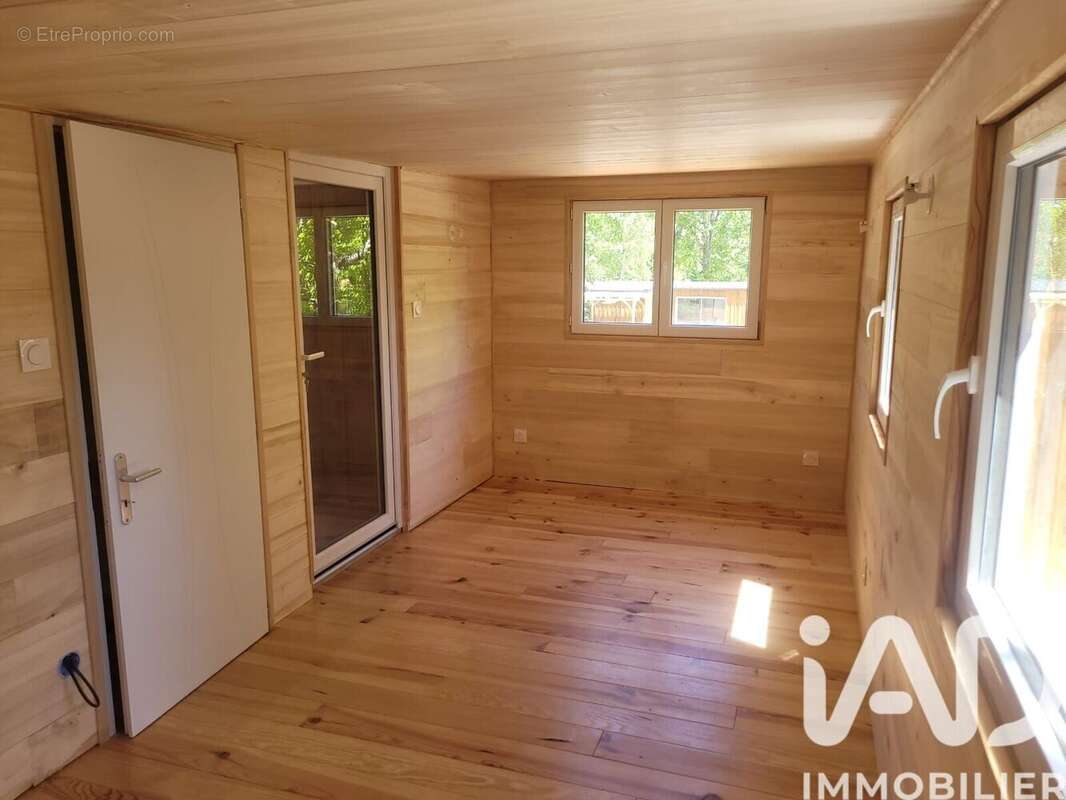 Photo 9 - Terrain à ARES