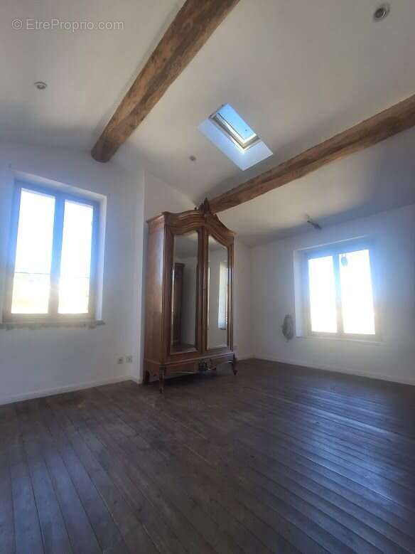 chambre t3 - Maison à CAUNES-MINERVOIS