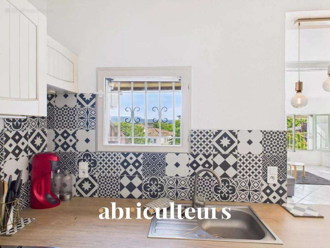 Appartement à PERTUIS