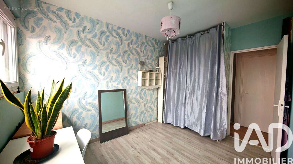 Appartement 70 m² à Yerres  - photo 9