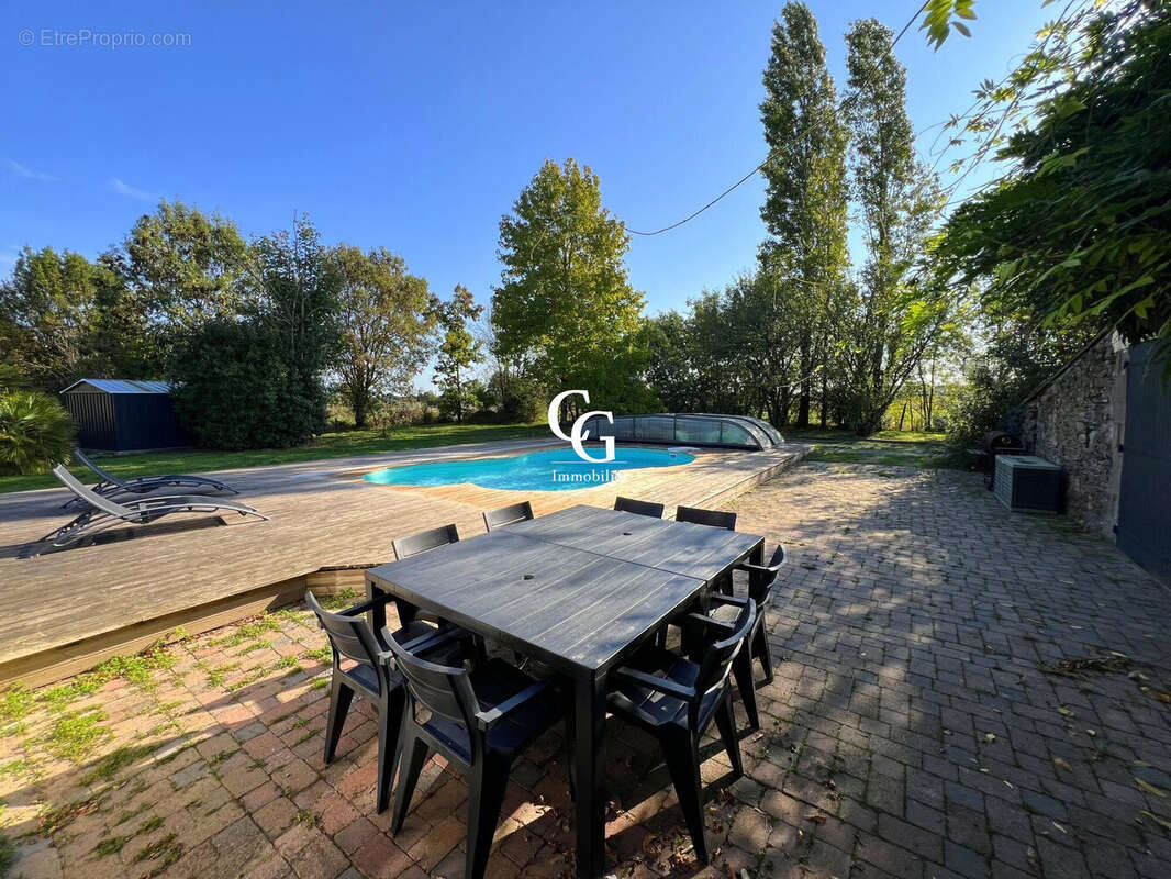 Maison à VIEILLEVIGNE