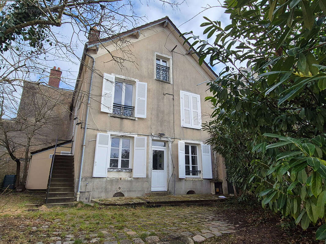 Appartement à RAMBOUILLET