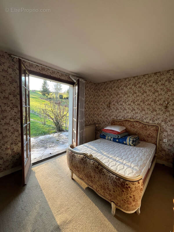 Maison à SAINT-AULAIRE