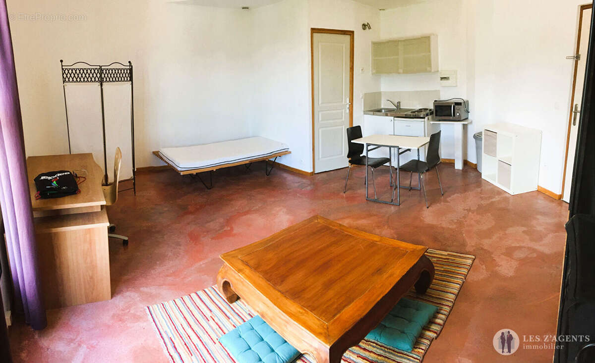 Appartement à SAINT-MARTIN-D'HERES