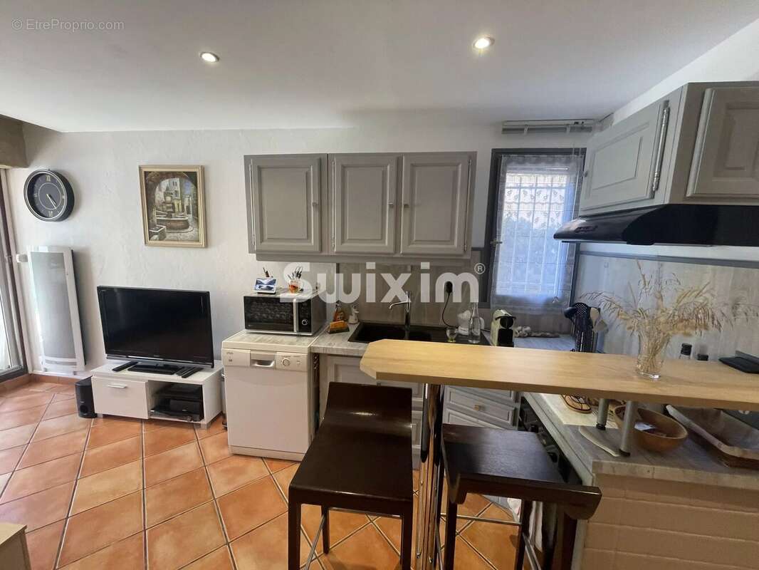 Appartement t2 avec jardin, piscine, parking - photo 3