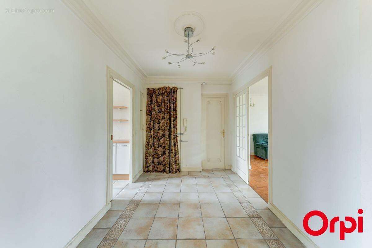 Appartement à CALUIRE-ET-CUIRE