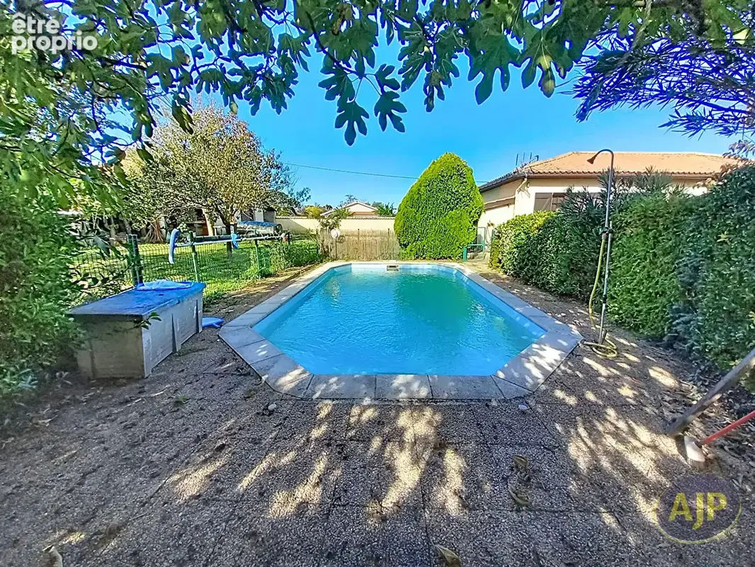 Maison avec piscine et dépendance à Gaillan-en-Médoc ! - photo 6