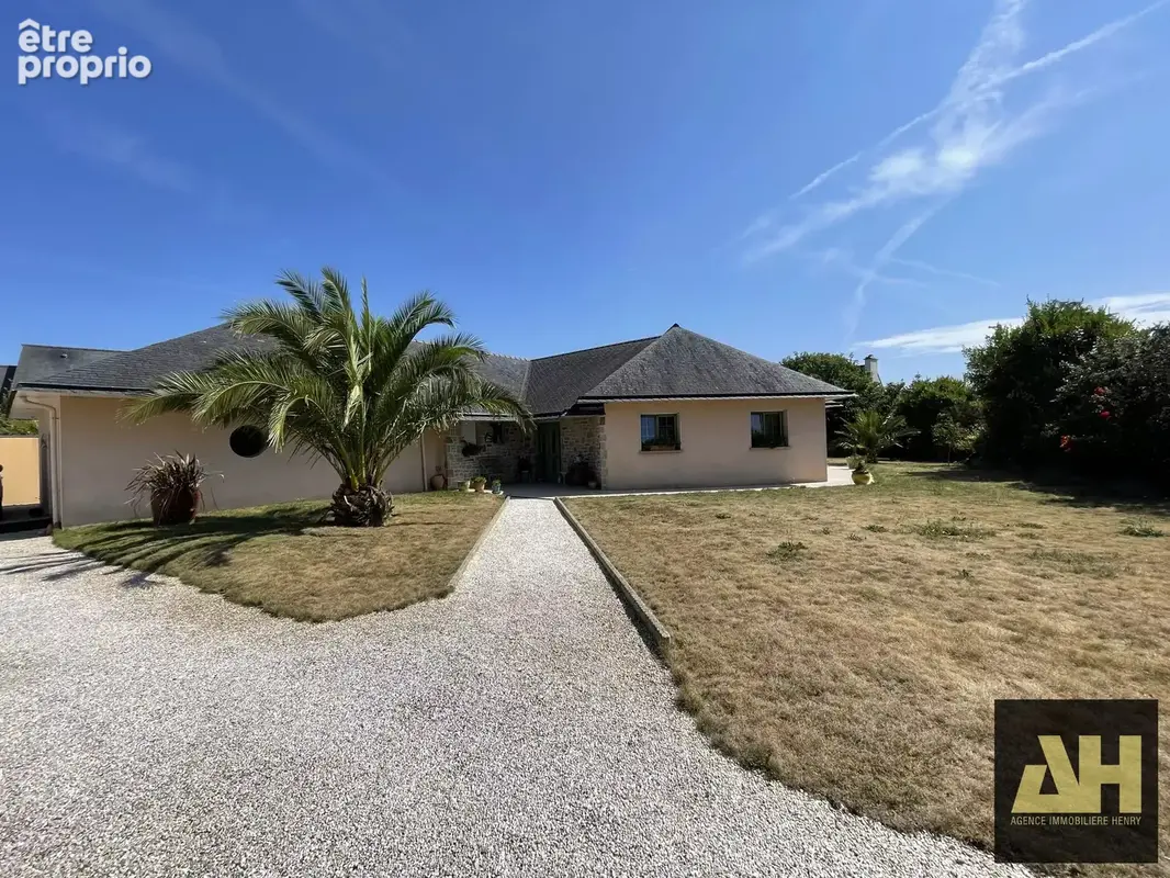 Maison à GUIPRONVEL