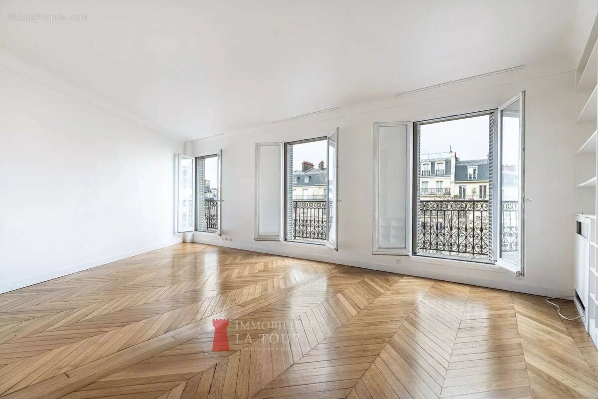 Appartement à PARIS-6E