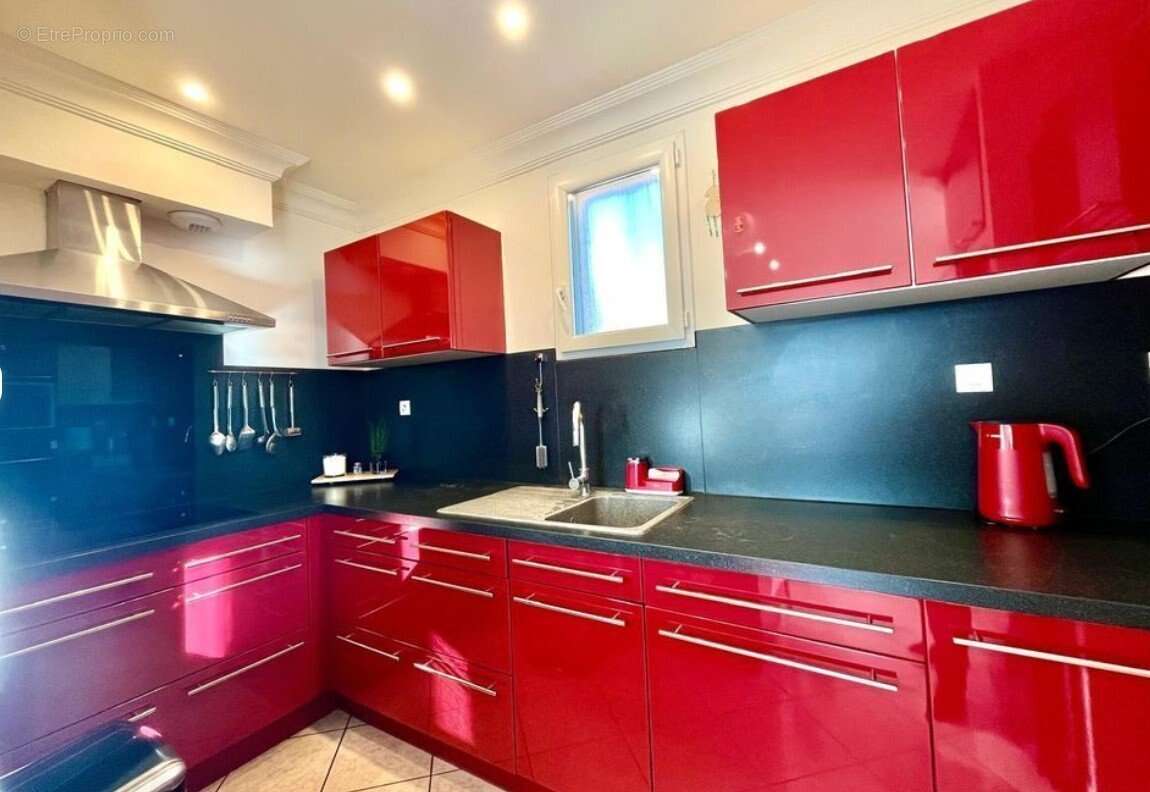 Appartement à VETRAZ-MONTHOUX