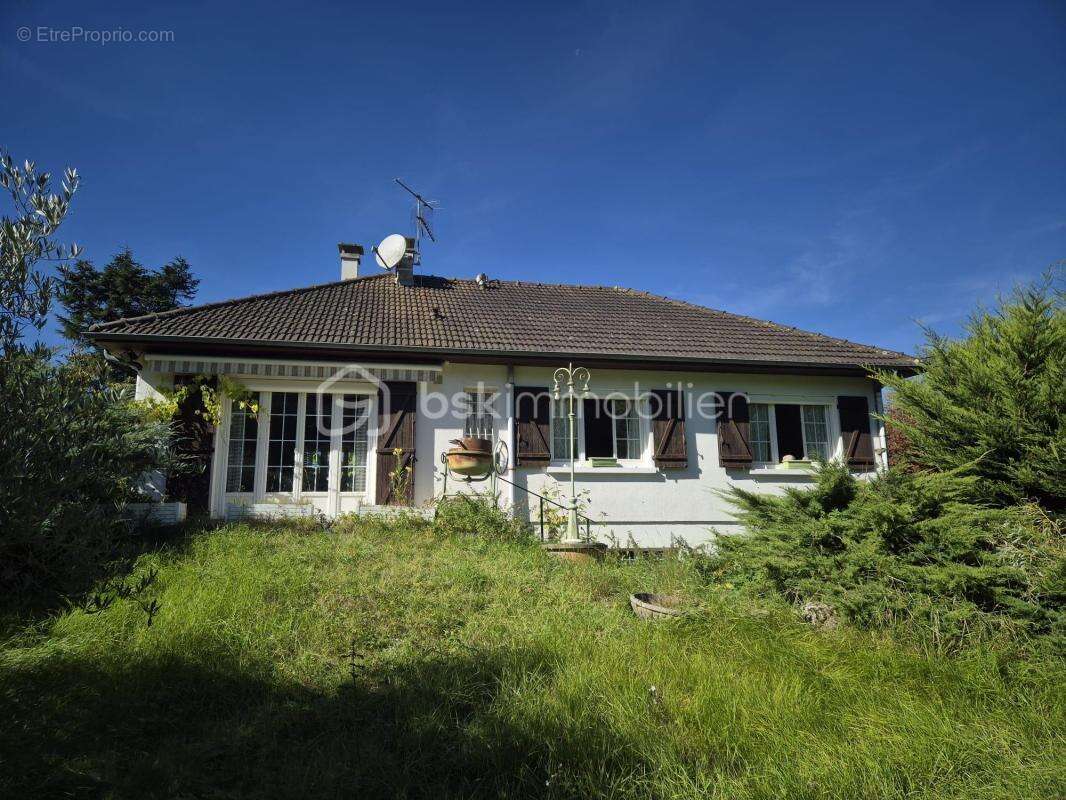 Maison à FAY-AUX-LOGES