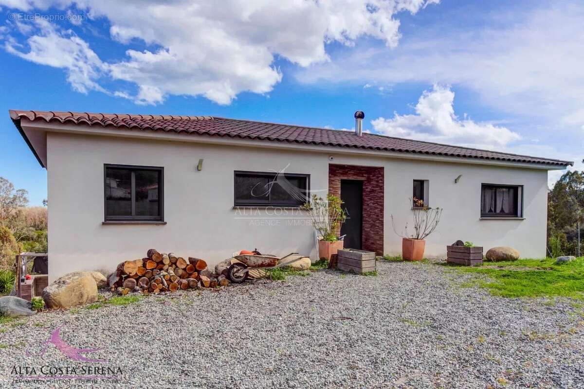 Maison à PRUNELLI-DI-FIUMORBO