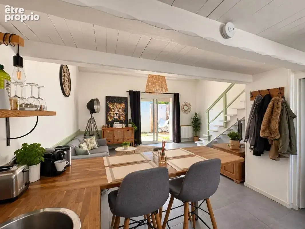 À vendre – Charmante maison en duplex à Saint-Martin-de-Ré - photo 3