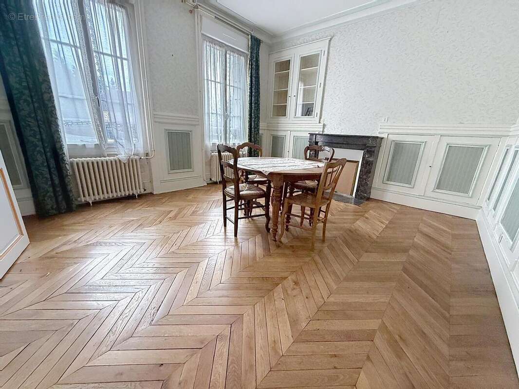 Photo 3 - Maison à LE MELE-SUR-SARTHE