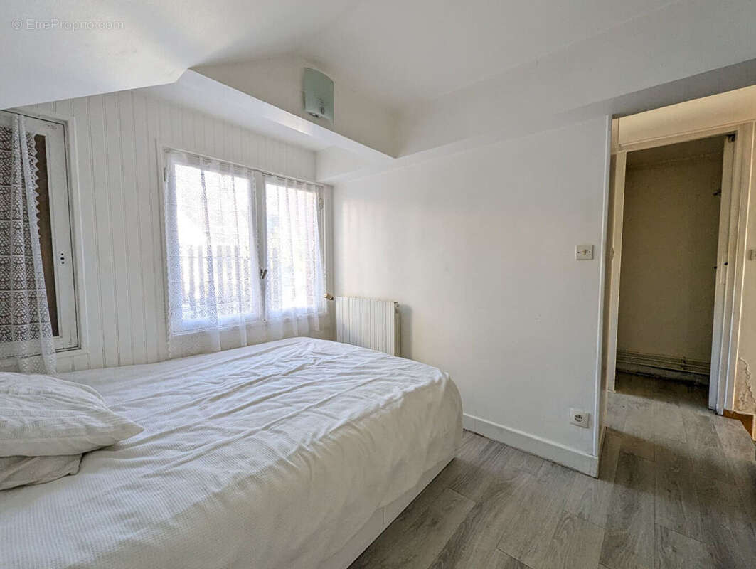 Appartement à FONTENAY-SOUS-BOIS