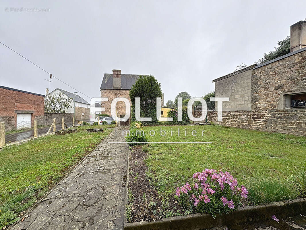 Maison à CAMPEAUX