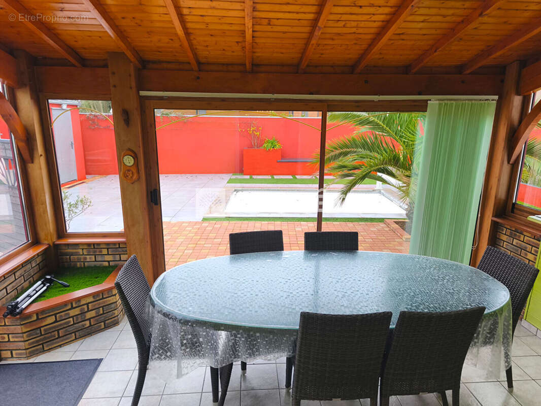 Maison à LEGE