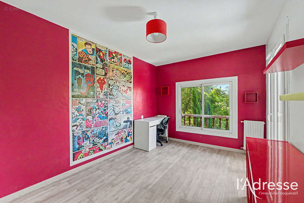 Exclusivité l'Adresse - Maison Toulousaine T5 de 160m² avec Piscine sur un Terrain de 650m² - photo 10