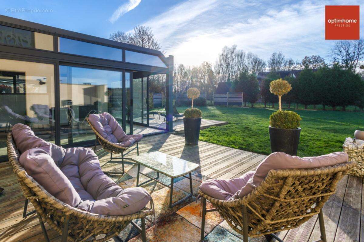 Magnifique maison contemporaine de 300 m² avec piscine intérieure et 5 chambres - photo 22