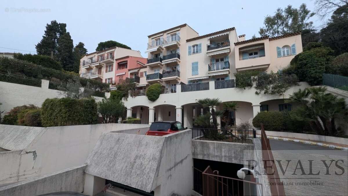 Appartement à LE CANNET