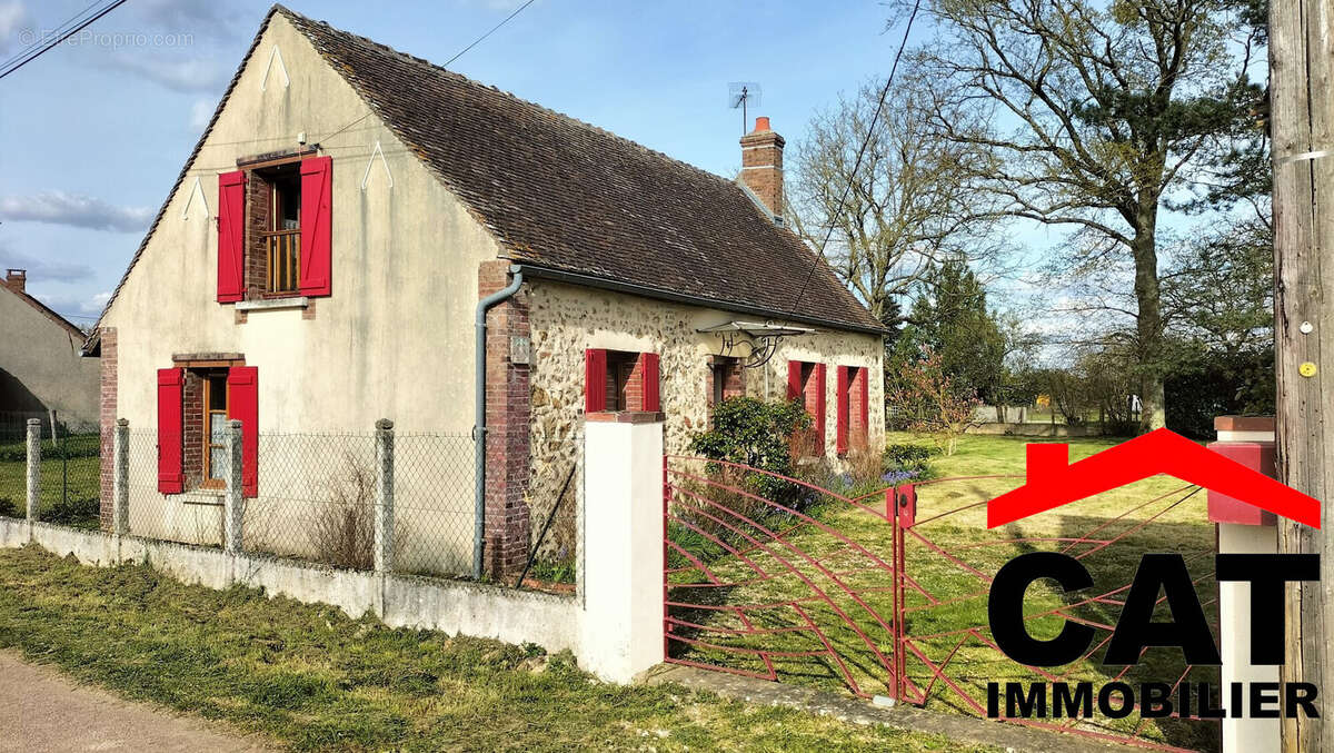 Maison à MONTACHER-VILLEGARDIN