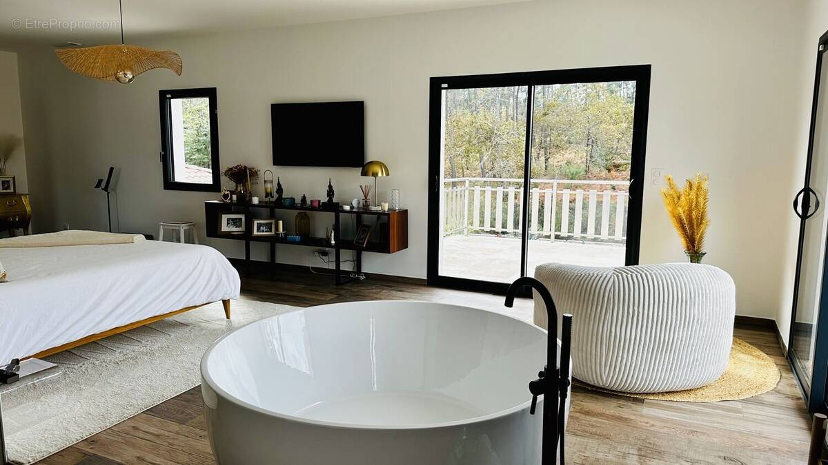 Photo 1 - Maison à COIMERES