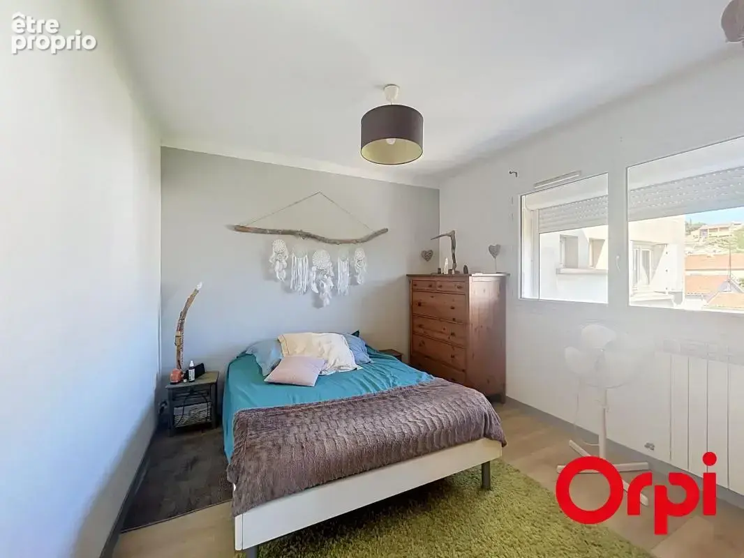 La seyne sur mer secteur donicarde - t3 59m2 avec balcon cave et parking - photo 6