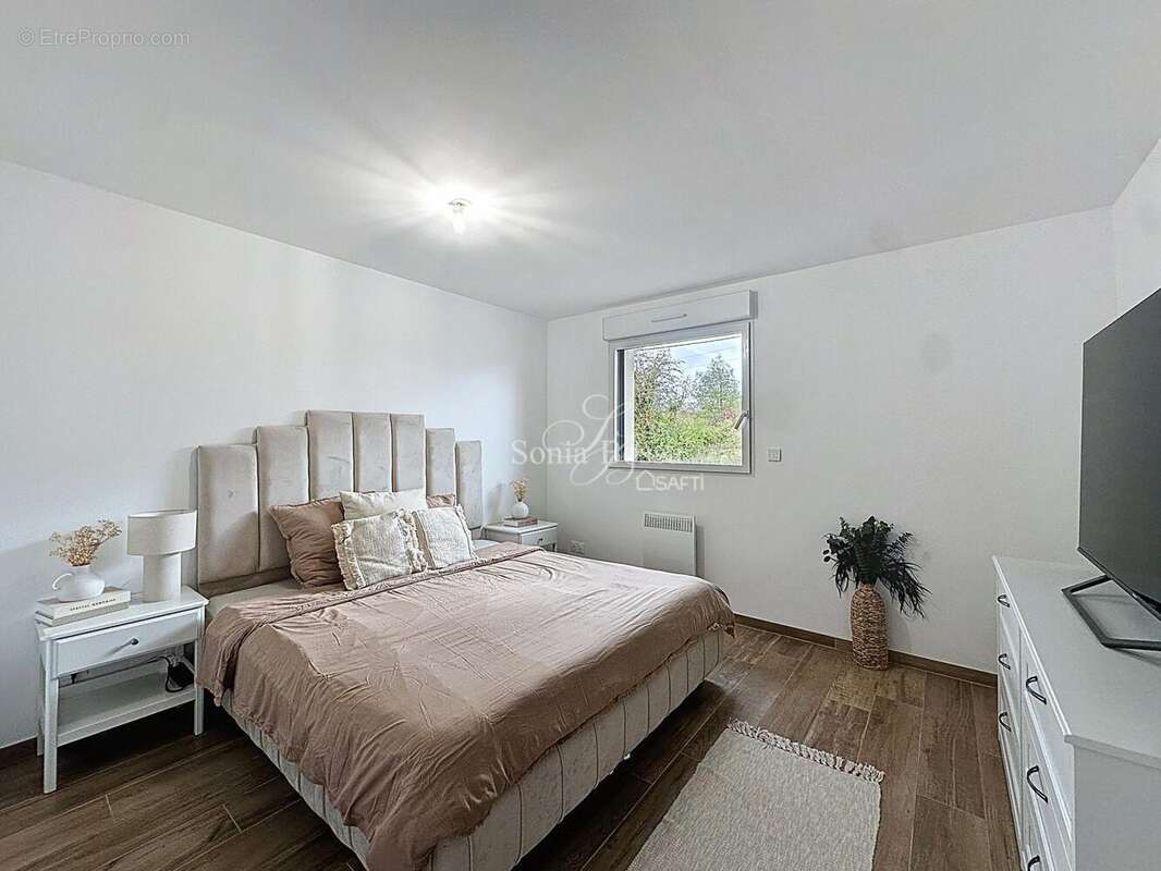 Photo 9 - Maison à BRUAY-LA-BUISSIERE