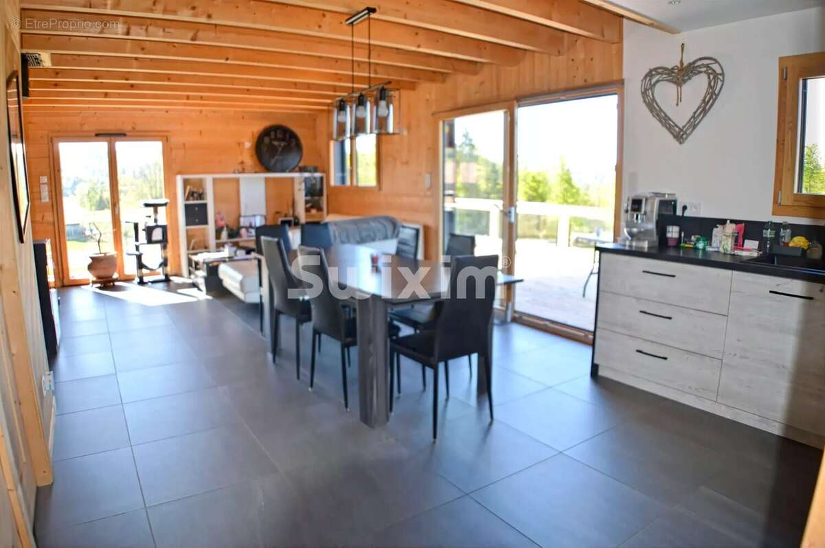 Maison à LAMOURA
