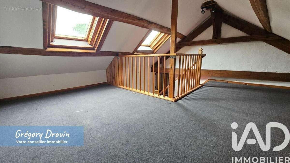 Maison 162 m² à Tousson  - photo 7