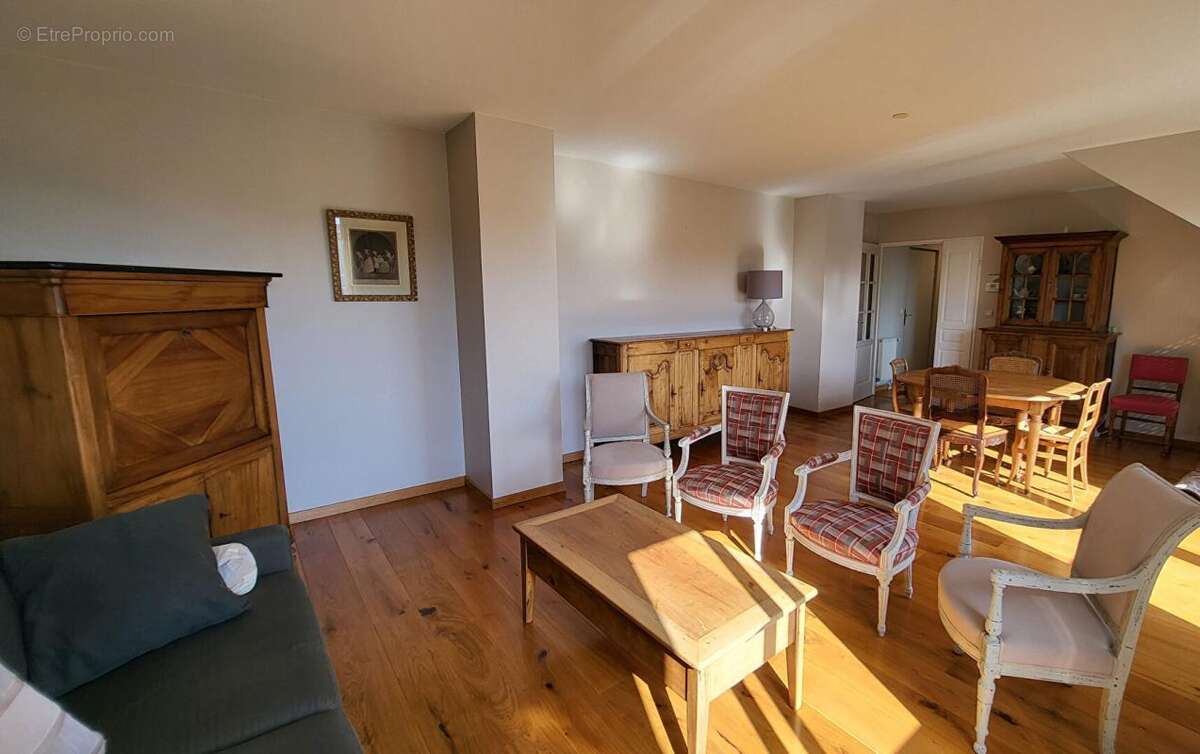 Appartement à SAINT-QUENTIN