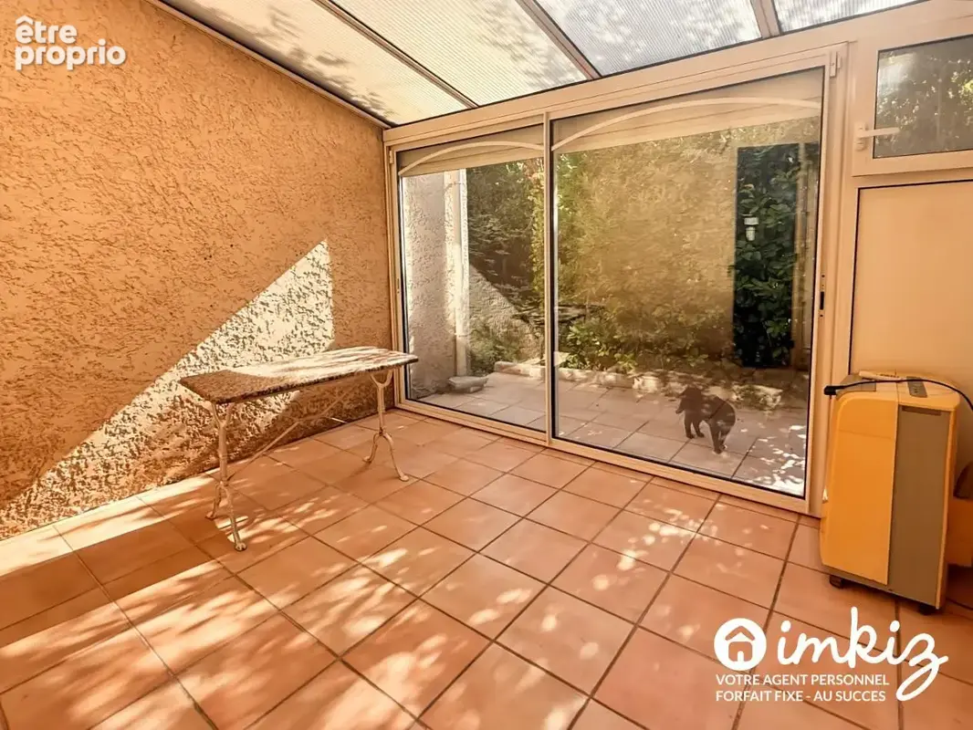 Spacieuse villa familiale avec piscine et garage - photo 8