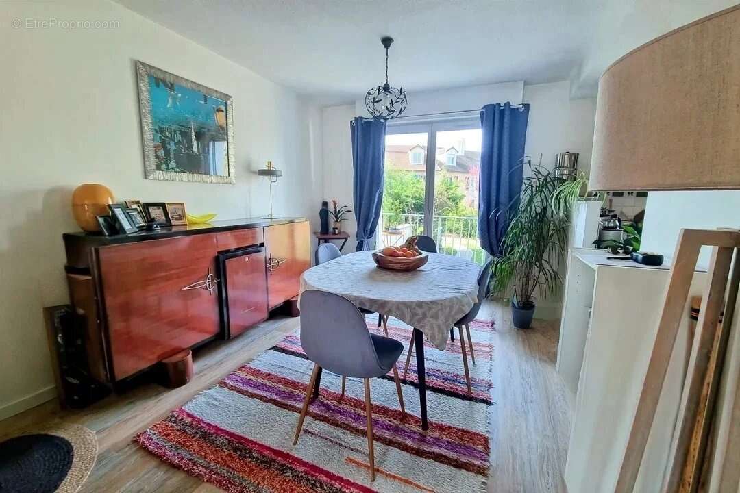 Appartement à CROISSY-SUR-SEINE