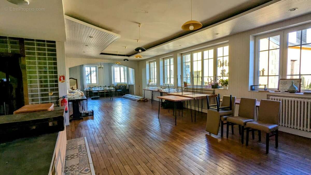 Maison à PLOMODIERN