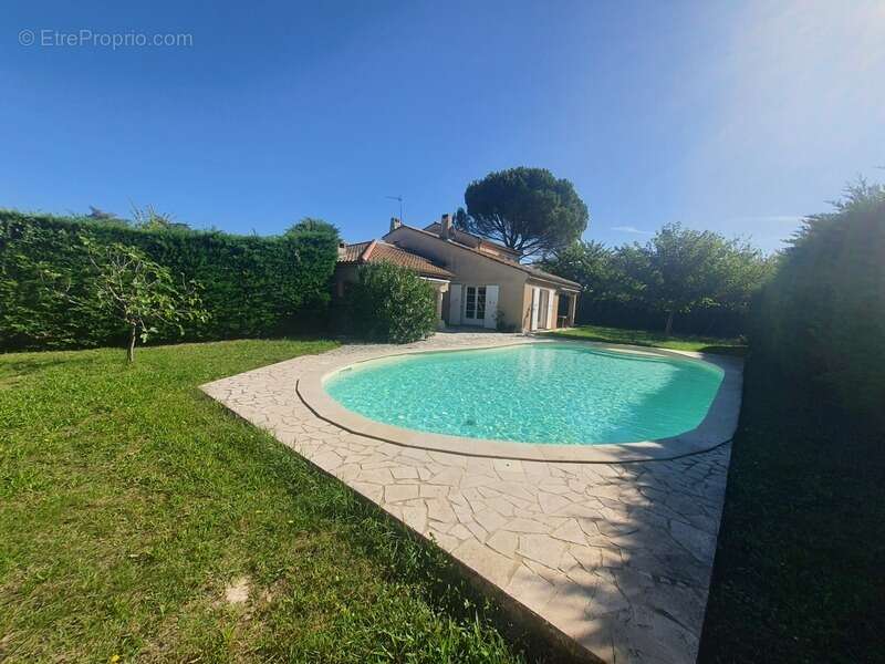 Maison à ROMANS-SUR-ISERE